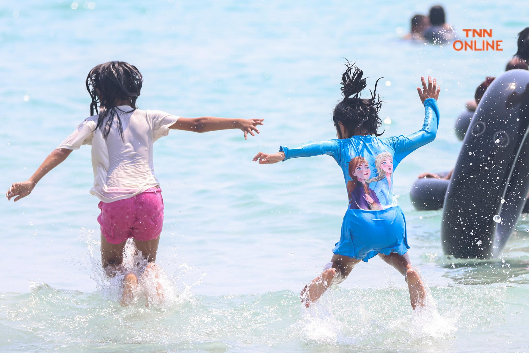 เที่ยวทะเลคลายร้อน พ่อ-แม่ พาบุตรหลานเที่ยวช่วงปิดเทอม เที่ยวทะเลคลายร้อน พ่อ-แม่ พาบุตรหลานเที่ยวช่วงปิดเทอม