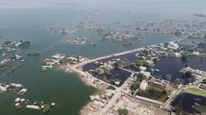 วิกฤต! น้ำท่วมปากีสถาน บ้านเสียหาย 1 ล้านหลัง ปชช.เดือดร้อนกว่า 33 ล้านคน