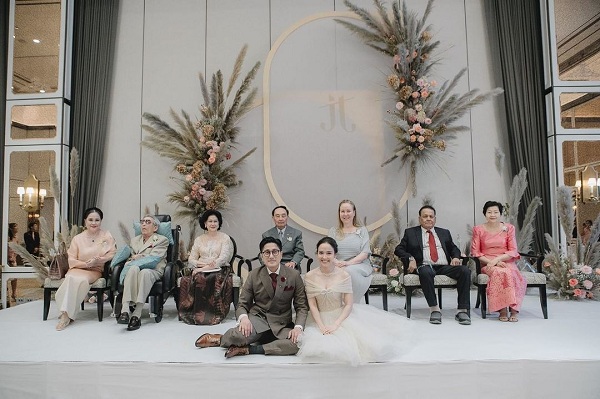 “จอย ชลธิชา” เผยความรู้สึกหลังเข้าพิธีหมั่น (มีคลิป) “จอย ชลธิชา” เผยความรู้สึกหลังเข้าพิธีหมั่น (มีคลิป)