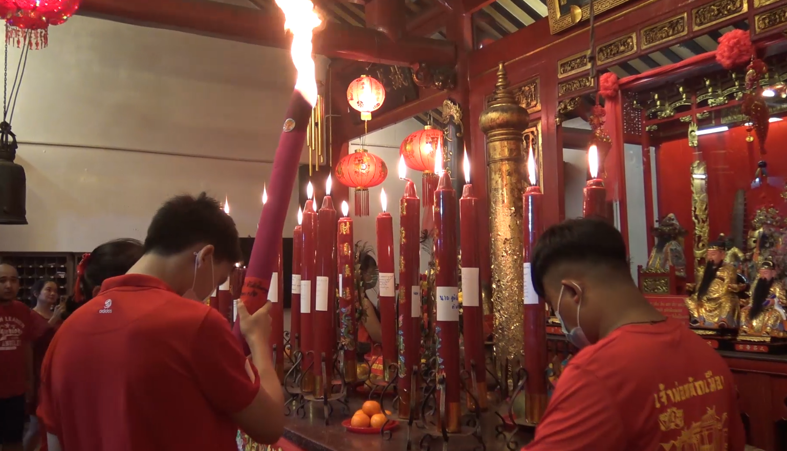 ไหว้เทพเจ้าไฉ่ซิงเอี๊ย รวมบรรยากาศชาวไทยเชื้อสายจีนเปิดโชคตรุษจีน 2566 ไหว้เทพเจ้าไฉ่ซิงเอี๊ย รวมบรรยากาศชาวไทยเชื้อสายจีนเปิดโชคตรุษจีน 2566