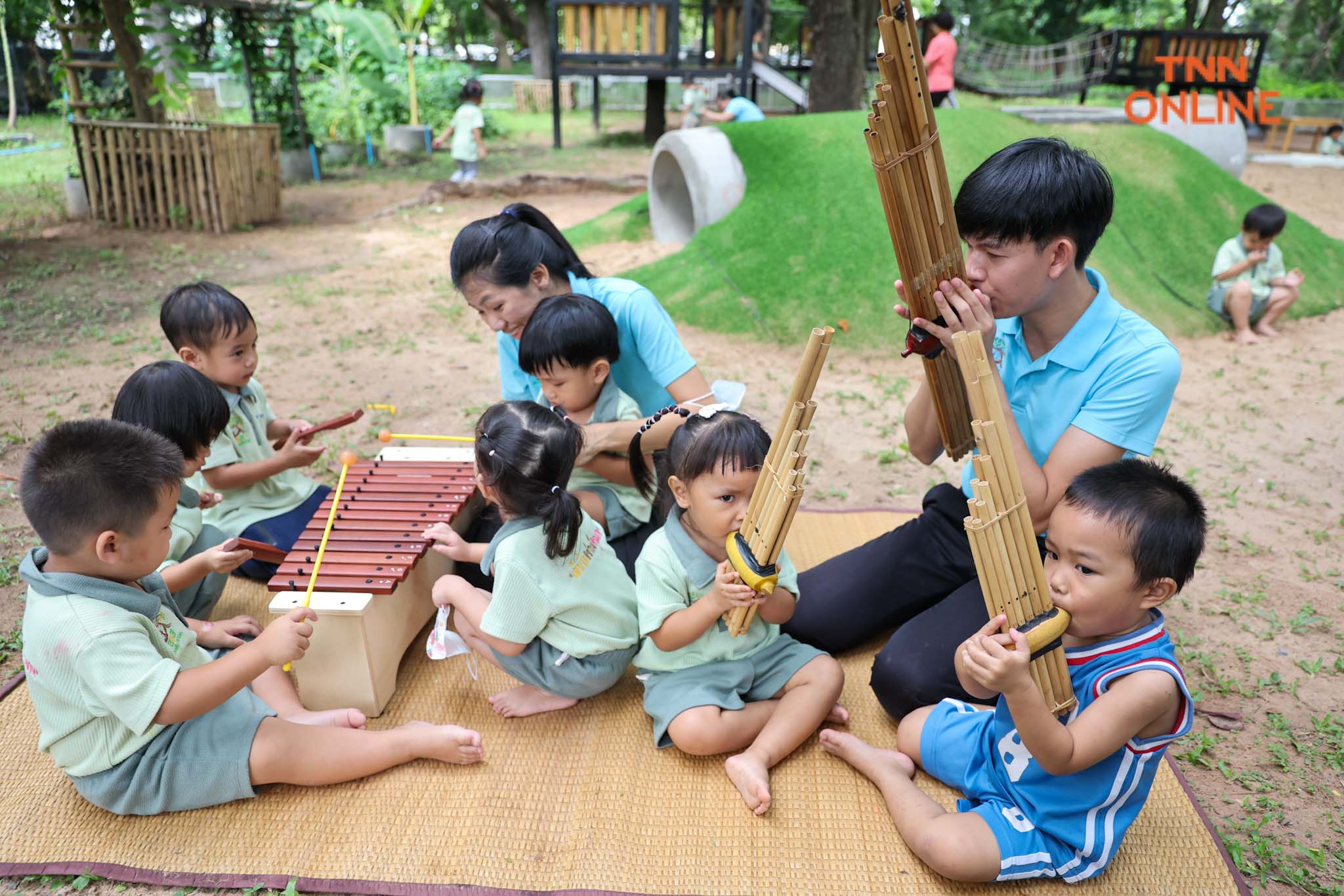 ชูต้นแบบ “เด แคร์” พัฒนาเด็กไทยด้วย “นมแม่และเลี้ยงดูคู่เรียนรู้” ชูต้นแบบ “เด แคร์” พัฒนาเด็กไทยด้วย “นมแม่และเลี้ยงดูคู่เรียนรู้”