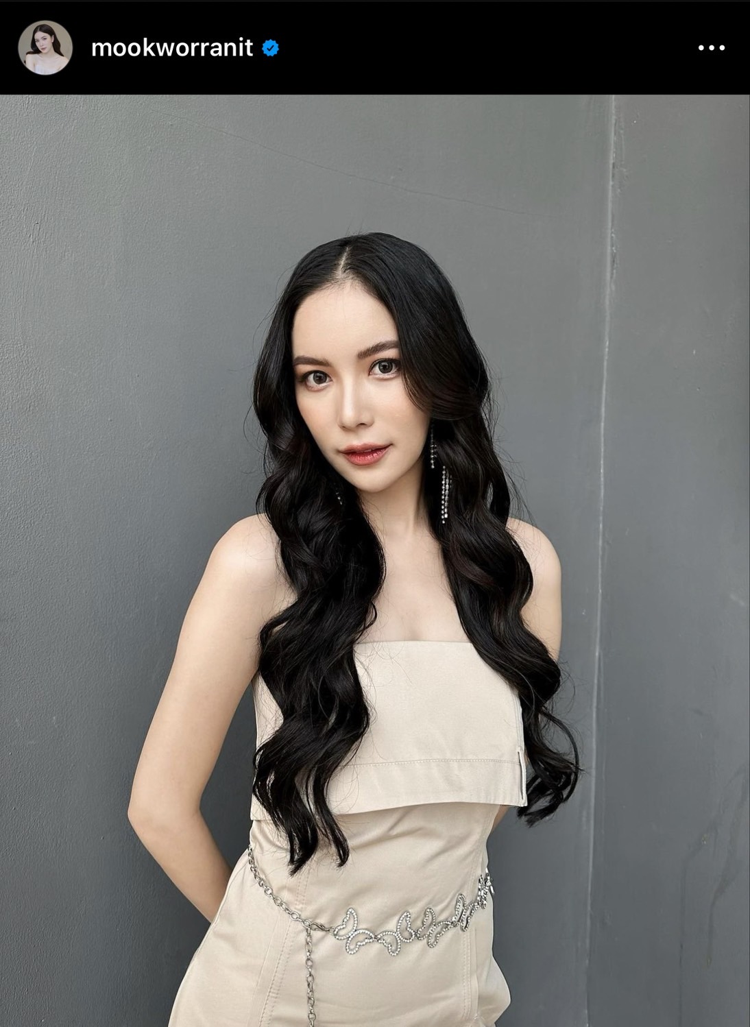 มุก วรนิษฐ์ เผย เคยโดนเสี่ยมาขอเลี้ยง ให้เดือนละสี่แสนบาท! มุก วรนิษฐ์ เผย เคยโดนเสี่ยมาขอเลี้ยง ให้เดือนละสี่แสนบาท!