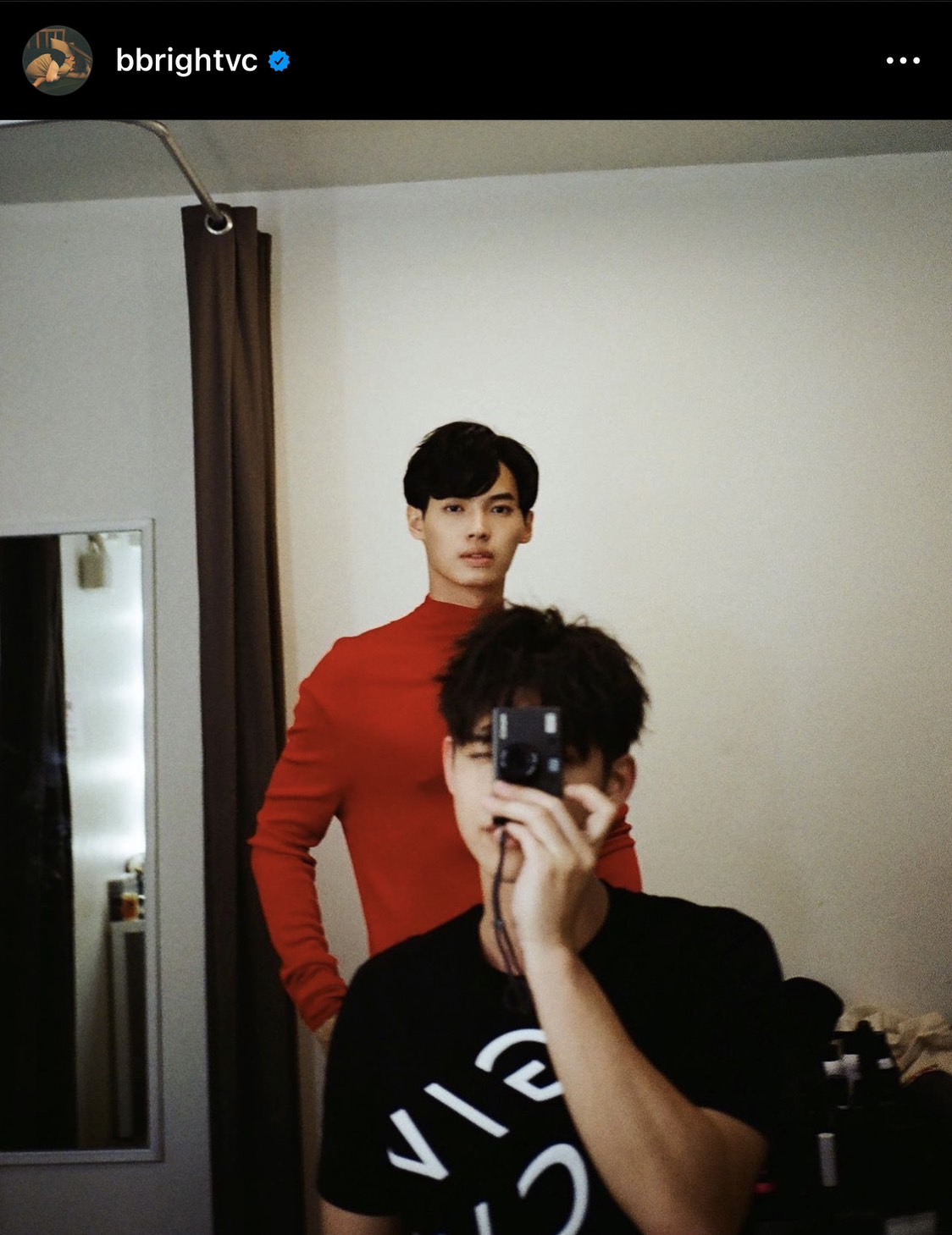 ชงแก้วแตก! ไบร์ท-วิน ตอบคอมเมนต์กัน ทำแท็ก #ไบร์ทวิน ติดอันดับหนึ่ง ชงแก้วแตก! ไบร์ท-วิน ตอบคอมเมนต์กัน ทำแท็ก #ไบร์ทวิน ติดอันดับหนึ่ง