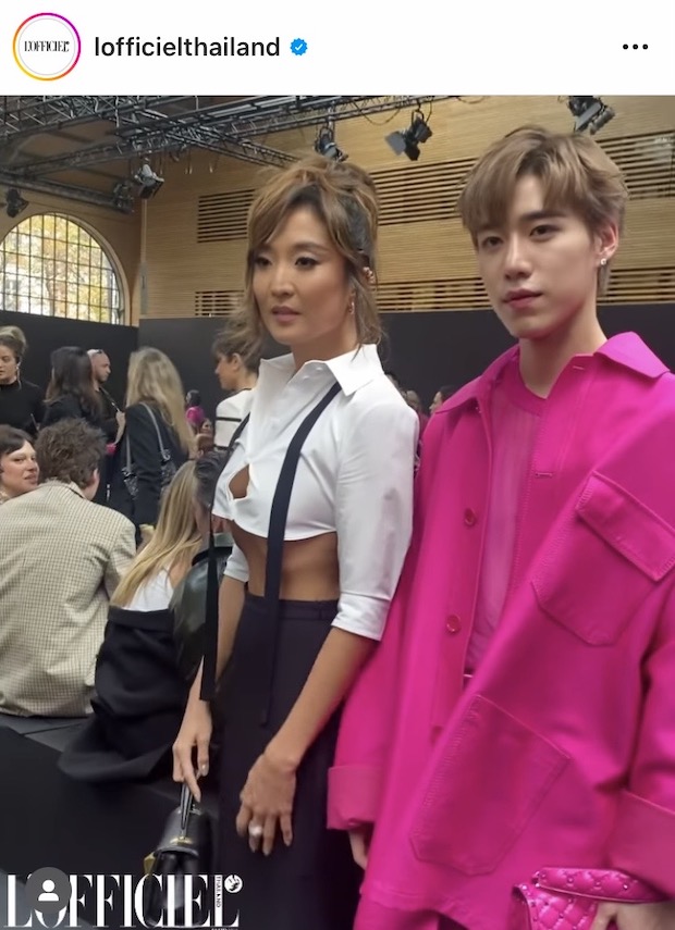 ‘พีพี กฤษฏ์’ กระทบไหล่ ‘บรู๊คลิน เบ็คแฮม’ & ‘แอชลีย์ พาร์ค’ ที่ปารีสแฟชั่นวีค