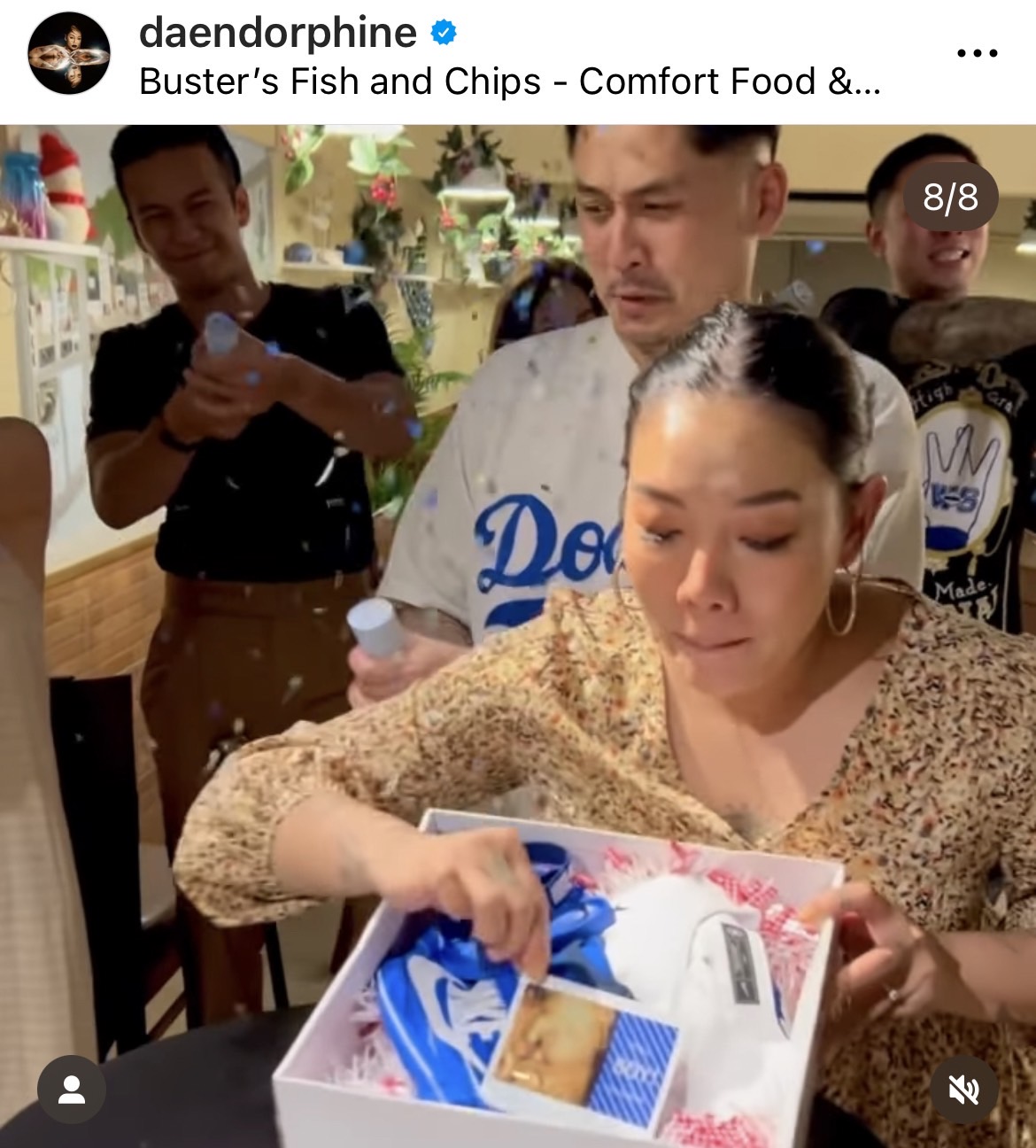 ดา - เดนนิส เฉลยเพศเบบี๋คนแรก ได้ลูกชาย