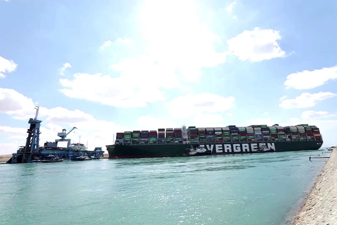 อดีตกัปตันเรือ เผยวิธีแก้ปัญหาเรือขนส่งสินค้า Ever Given ขวาง คลองสุเอซ อดีตกัปตันเรือ เผยวิธีแก้ปัญหาเรือขนส่งสินค้า Ever Given ขวาง คลองสุเอซ