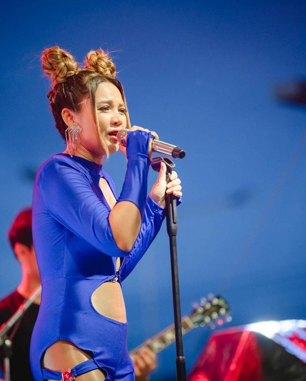 ตั๊กแตน คิวงานแน่นมากขึ้น หลัง เอ ศุภชัย ซื้อลิขสิทธิ์เพลงให้  (มีคลิป)