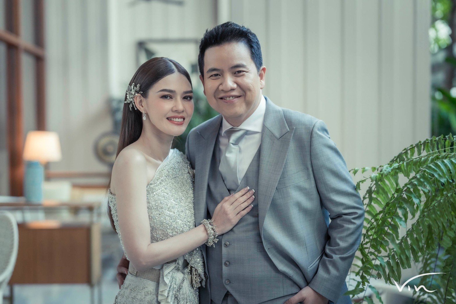 เดียร์ ปริษา ควงแฟนหนุ่มนักธุรกิจ เข้าพิธีวิวาห์สุดชื่นมื่น เดียร์ ปริษา ควงแฟนหนุ่มนักธุรกิจ เข้าพิธีวิวาห์สุดชื่นมื่น