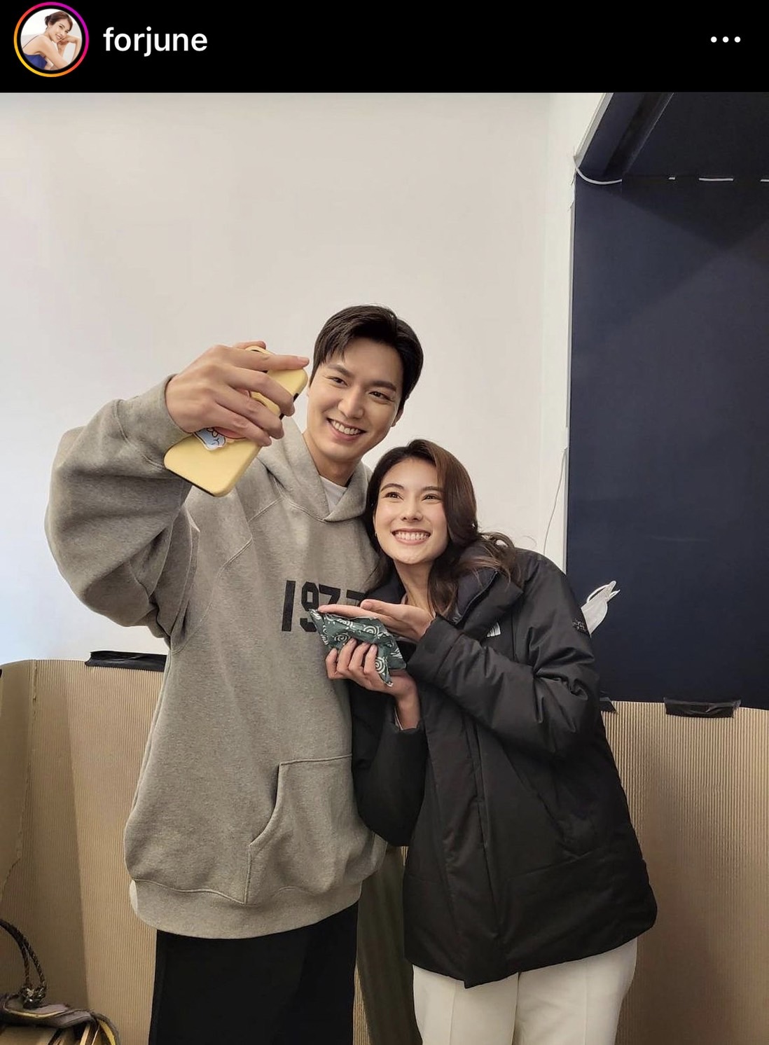 ฟอร์จูน กนกกาญจน์ ชีวิตติ่งคอมพลีท ถ่ายรูปคู่กับ อีมินโฮ