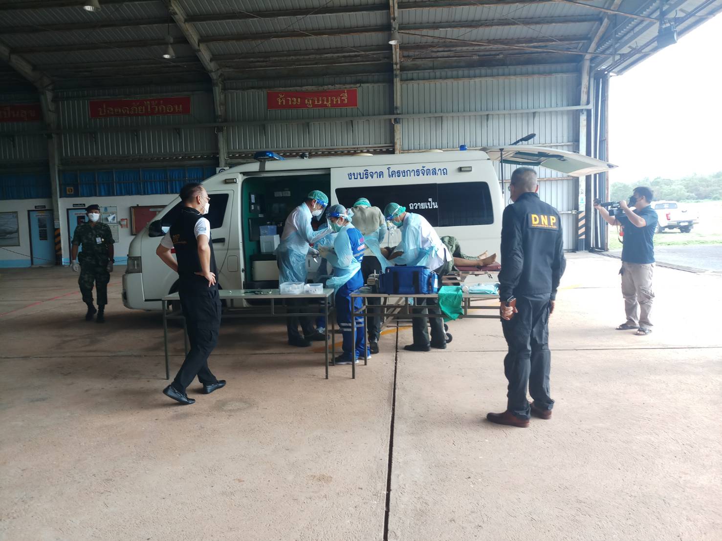 เศร้า! เจ้าหน้าที่พิทักษ์ป่า เขาใหญ่ ถูกกระทิงขวิดเสียชีวิต ขณะลาดตระเวน เศร้า! เจ้าหน้าที่พิทักษ์ป่า เขาใหญ่ ถูกกระทิงขวิดเสียชีวิต ขณะลาดตระเวน