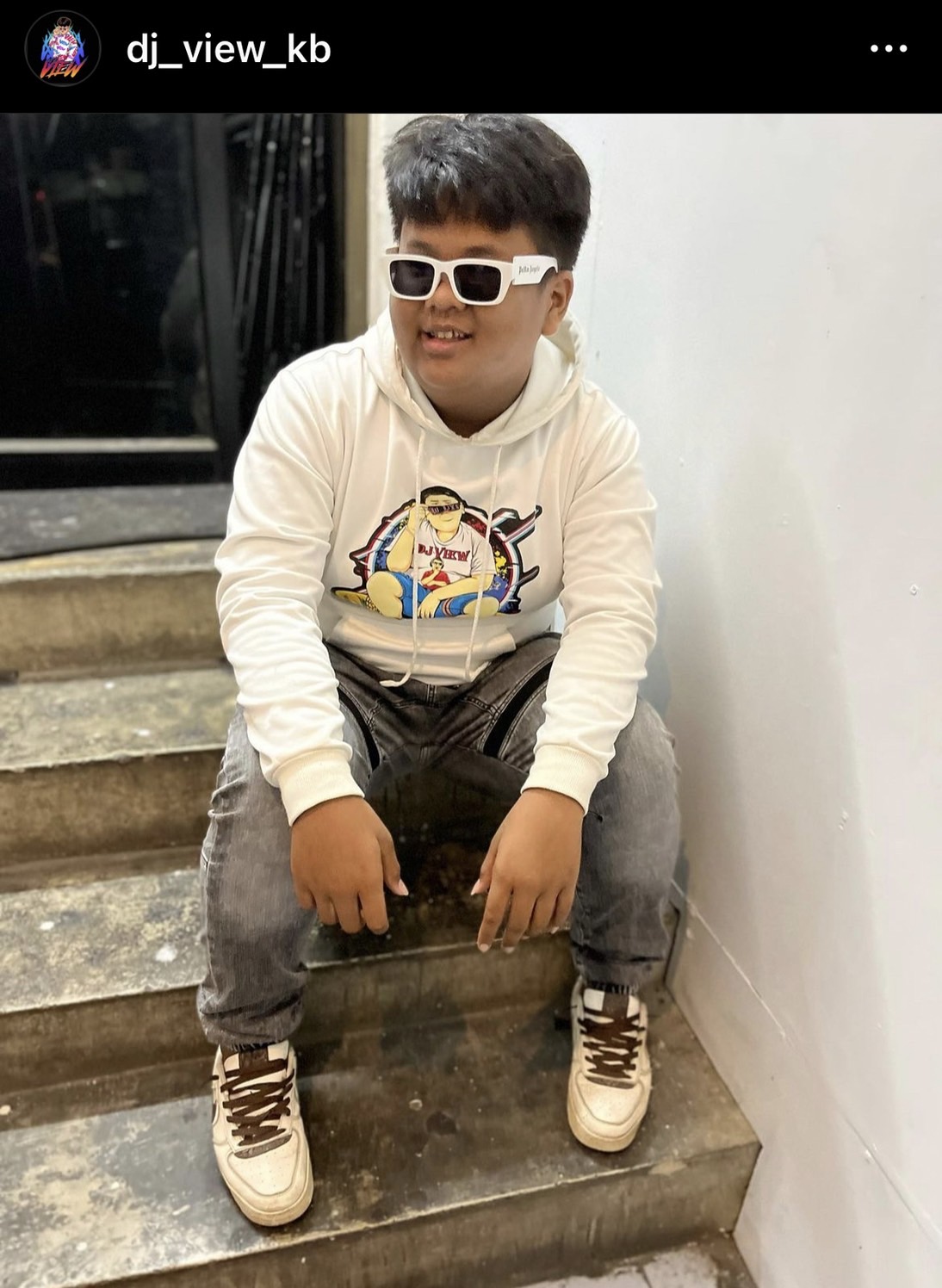 ดีเจภูม - จ๊ะ นงผณี โพสต์ข้อความไว้อาลัย ดีเจวิวอ่างทอง