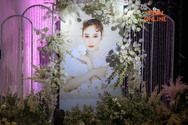 พิธีไว้อาลัย แตงโม นิดา ที่คริสตจักรเสรีภาพกรุงเทพ วันที่ 2 รับชมการถ่ายทอดสดที่นี่! พิธีไว้อาลัย แตงโม นิดา ที่คริสตจักรเสรีภาพกรุงเทพ วันที่ 2 รับชมการถ่ายทอดสดที่นี่!