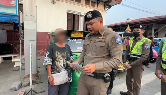 สรุปดรามา ‘โอปป้าฮง’ เที่ยวอยุธยาเจอตุ๊กตุ๊กเจ้าถิ่นบังคับเหมา 4 ชม./พันสอง สรุปดรามา ‘โอปป้าฮง’ เที่ยวอยุธยาเจอตุ๊กตุ๊กเจ้าถิ่นบังคับเหมา 4 ชม./พันสอง