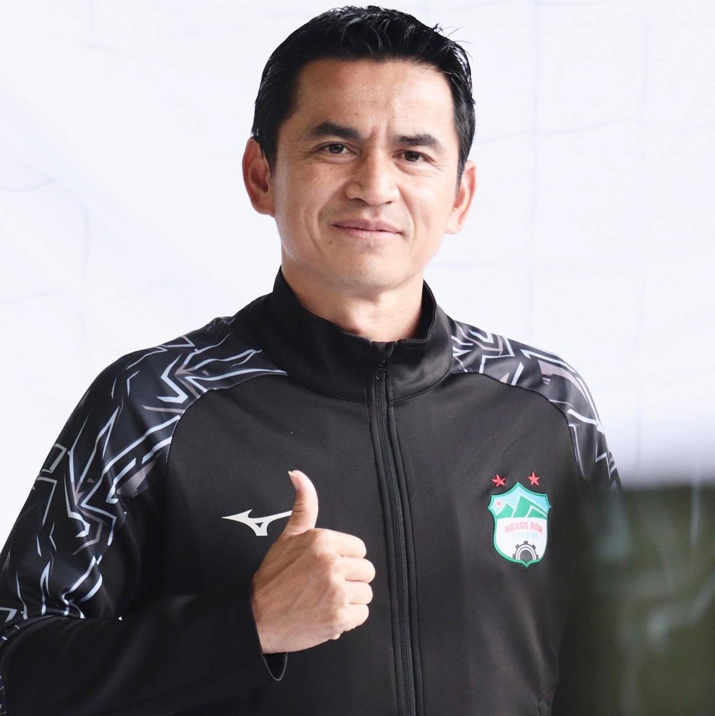 ซิโก้ เกียรติศักดิ์ โพสต์ขอบคุณเจ้าของโรงเรียน หลังดูแลและสนับสนุนทุนให้ น้องดอม