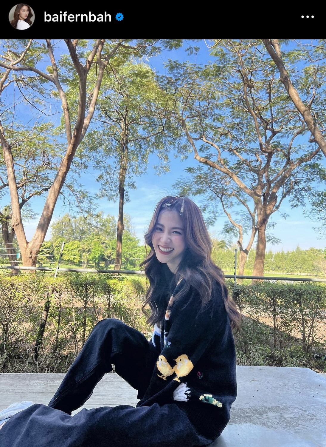 ใบเฟิร์น พิมพ์ชนก เข้าพบตำรวจ กรณีเข้าพักรีสอร์ตหรูที่ จ.น่าน 