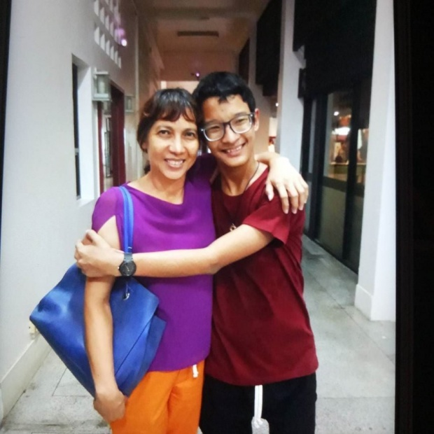 แม่อดีตดาราเด็ก ไทเกอร์ ร่ำไห้ ประกาศตามหาลูกชาย แม่อดีตดาราเด็ก ไทเกอร์ ร่ำไห้ ประกาศตามหาลูกชาย