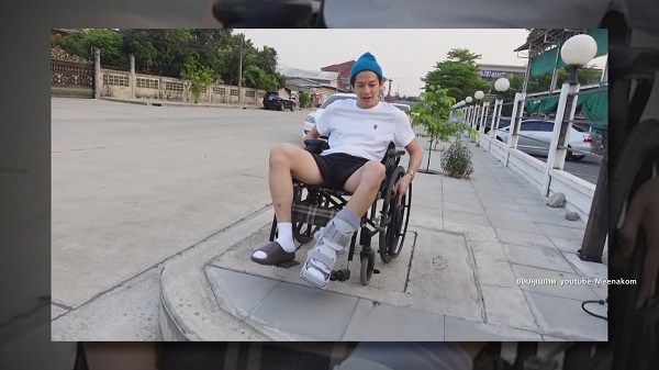 “มาร์ช จุฑาวุฒิ” แชร์ประสบการณ์ใช้ชีวิตบนวีลแชร์ (มีคลิป) “มาร์ช จุฑาวุฒิ” แชร์ประสบการณ์ใช้ชีวิตบนวีลแชร์ (มีคลิป)