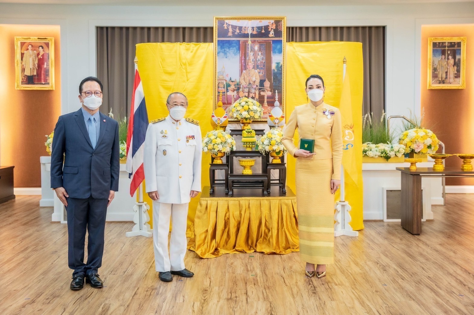 ปลื้มปิติ!! ตั๊ก บงกช  เข้ารับเครื่องราชอิสริยาภรณ์ชั้นที่ ๖