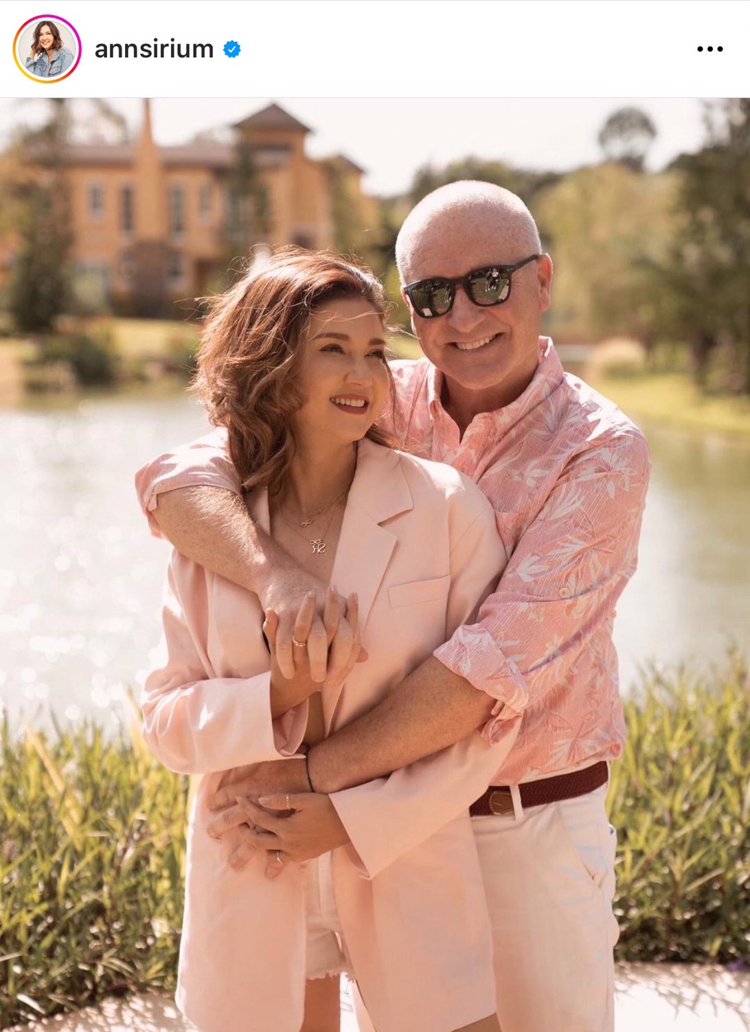 แอน สิเรียม ห่วงสามีเตรียมผ่าตัดใหญ่ หมอนรองกระดูกมีปัญหา เขิน หลายคนชมสวยแซ่บ แอน สิเรียม ห่วงสามีเตรียมผ่าตัดใหญ่ หมอนรองกระดูกมีปัญหา เขิน หลายคนชมสวยแซ่บ