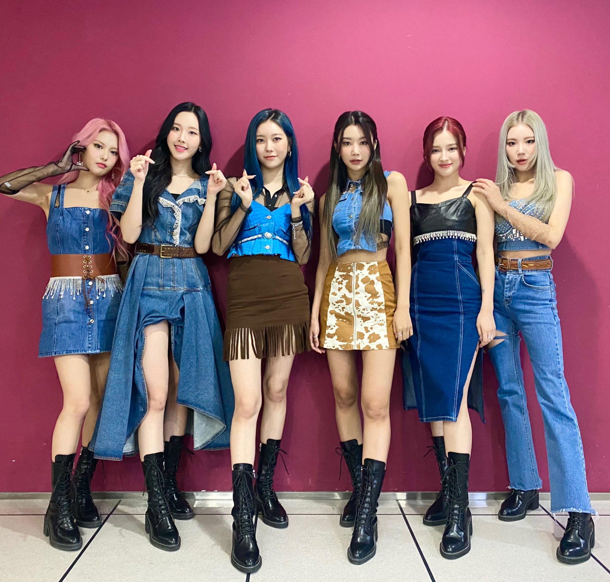 สุดใจหาย!! วง MOMOLAND ปิดฉาก7ปีกับค่ายปลุกปั้น คาดเดินหน้าเป็นศิลปินเดี่ยว