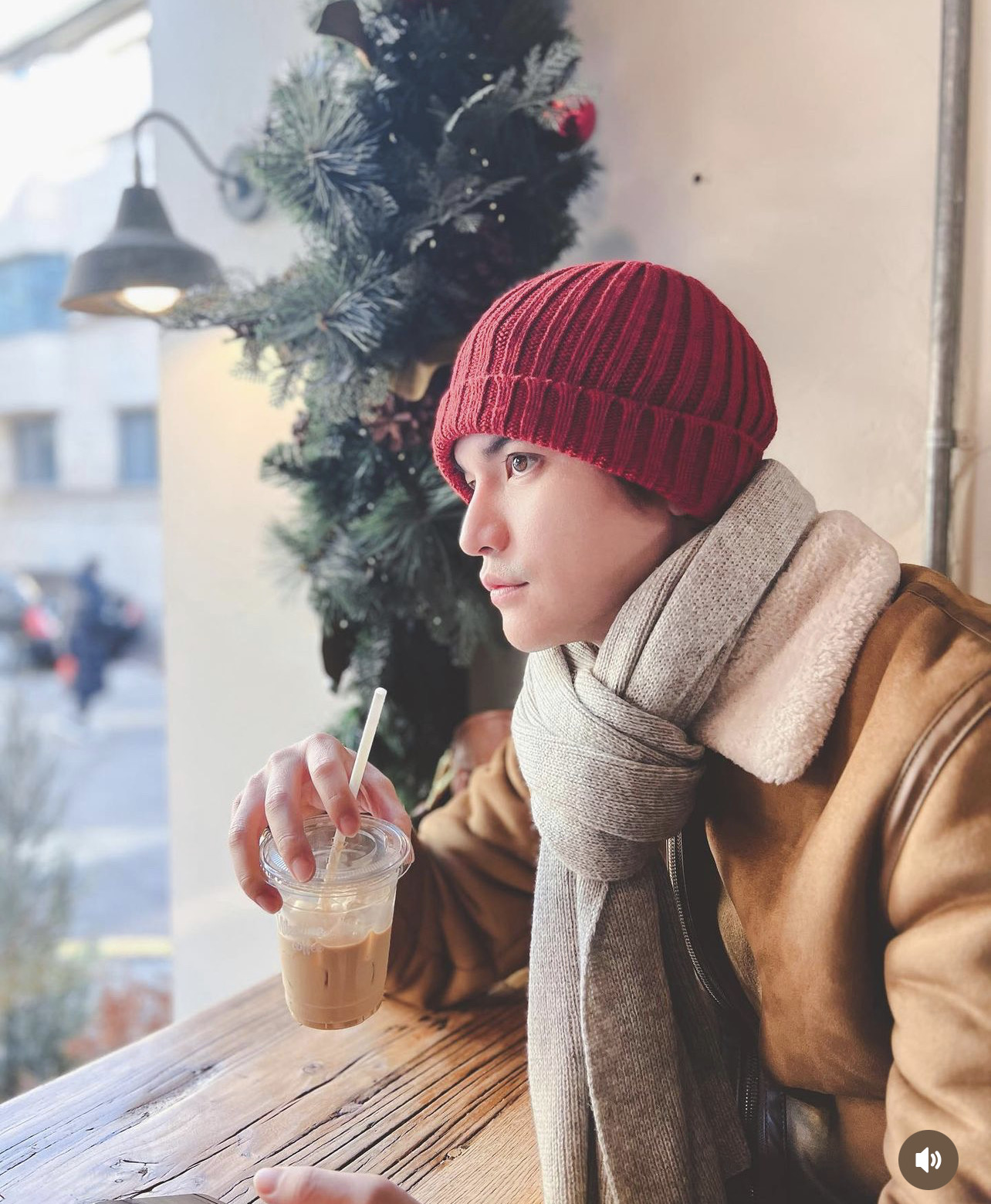 เกาหลีไม่หนาวแล้ว! เต๋า เศรษฐพงศ์ ควงแฟนสาวสวีทหวานท้าลมหนาว เกาหลีไม่หนาวแล้ว! เต๋า เศรษฐพงศ์ ควงแฟนสาวสวีทหวานท้าลมหนาว