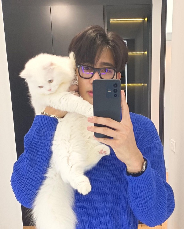  “เอิร์ท พิรพัฒน์” รู้ดีว่าอะไรควรพูด พร้อมเข้าใจคนวิจารณ์ในไอจี (มีคลิป)