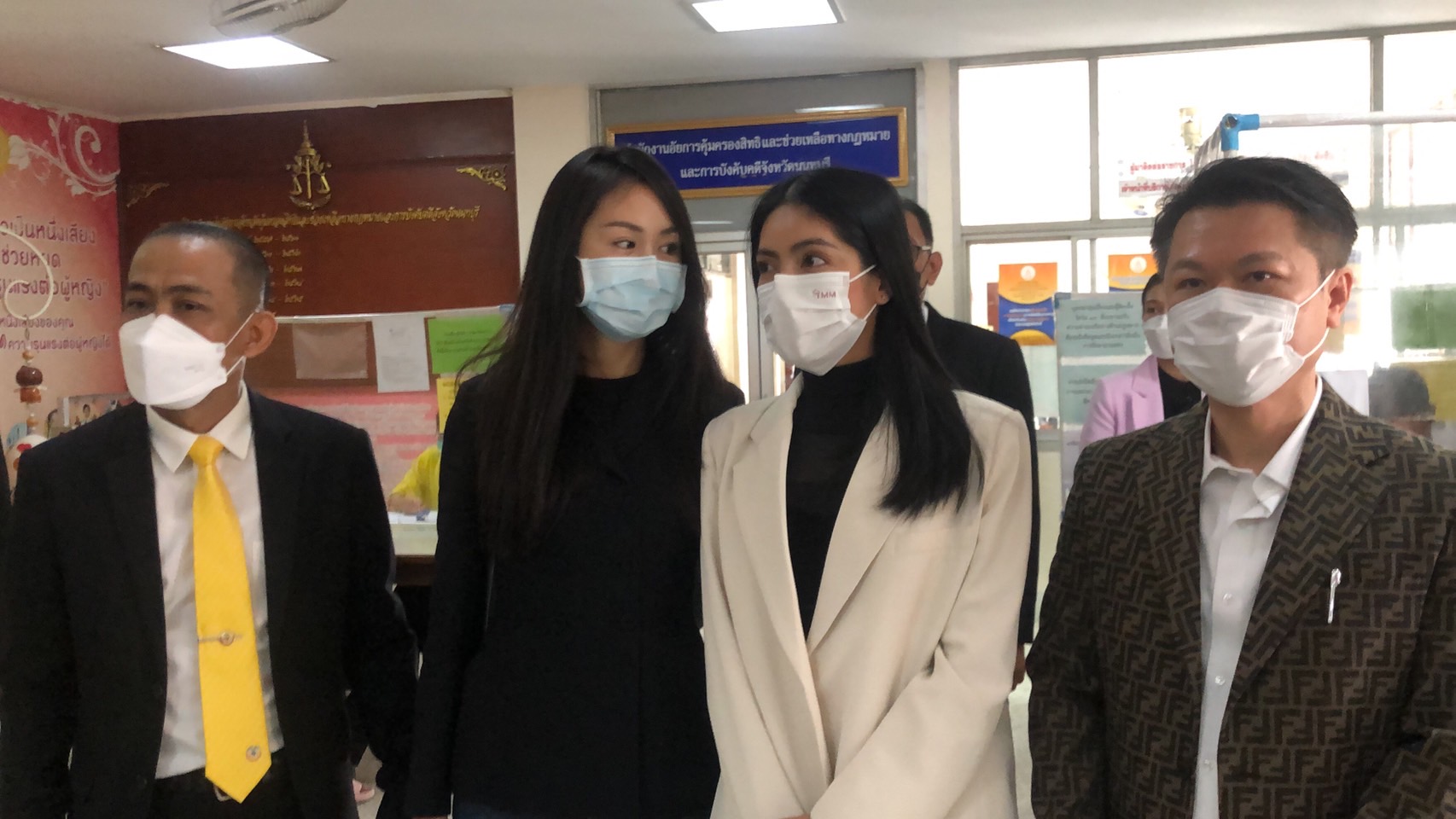 ศาลให้ประกัน 6 จำเลยคดี แตงโม ด้าน แซน-กระติก เตรียมฟาด คนกล่าวหาเป็นฆาตกรรม 