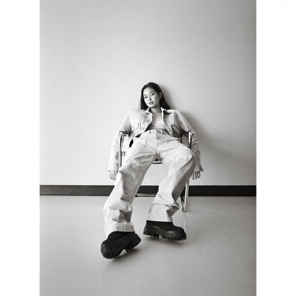 เจนนี่ BLACKPINK โชว์ความเซ็กซี่ในการถ่ายแบบอันเดอร์แวร์ล่าสุดให้แบรนด์ Calvin Klein เจนนี่ BLACKPINK 5