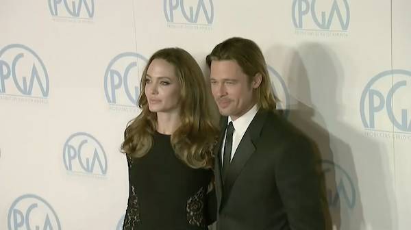 ไม่อยากใช้นามสกุลพ่อ!! “แมดด็อกซ์” ให้การคดีหย่าคู่รัก “Brangelina” ไม่อยากใช้นามสกุลพ่อ!! “แมดด็อกซ์” ให้การคดีหย่าคู่รัก “Brangelina”