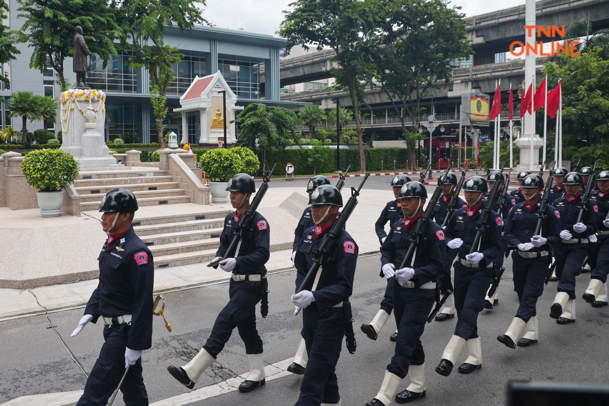 นายกฯกลับหลังประชุม ก.ตร. มีมติแต่งตั้ง ผบ.ตร. คนใหม่ นายกฯกลับหลังประชุม ก.ตร. มีมติแต่งตั้ง ผบ.ตร. คนใหม่