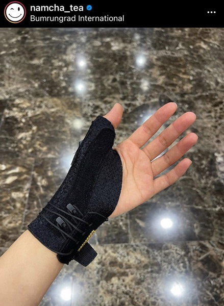 น้ำชา ชีรณัฐ เจ็บข้อมือ จนต้องพบแพทย์ หลังคลอดลูก 6 วัน น้ำชา ชีรณัฐ เจ็บข้อมือ จนต้องพบแพทย์ หลังคลอดลูก 6 วัน