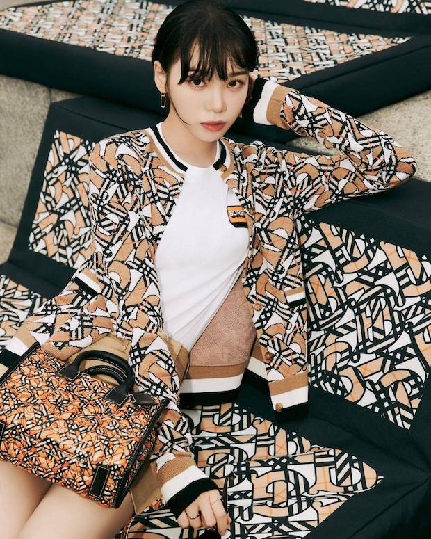 ‘มินนี่ (G)I-DLE’ ฮอตได้โล่!! ประชันดาราไอดอลกิมจิ ร่วมอีเวนต์แบรนด์หรู