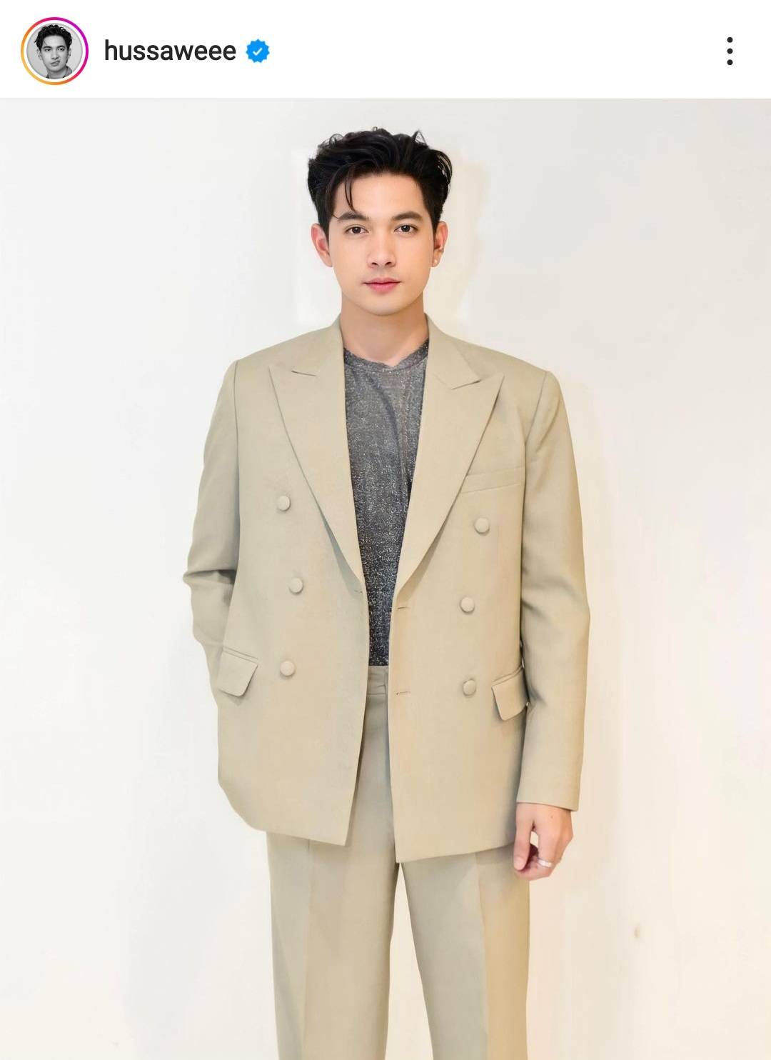 เข้ม หัสวีร์ ขำรับฉายา “พระเอกสายเวทย์” เผยแพลนเรียนต่อปริญญาโท เข้ม หัสวีร์ ขำรับฉายา “พระเอกสายเวทย์” เผยแพลนเรียนต่อปริญญาโท