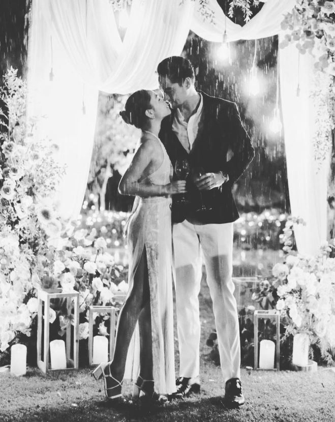 เปิดภาพสุดโรแมนติก อนันดา เอเวอร์ริ่งแฮม คุกเข่าขอแฟนสาว ณัฐ ณิชชา แต่งงาน