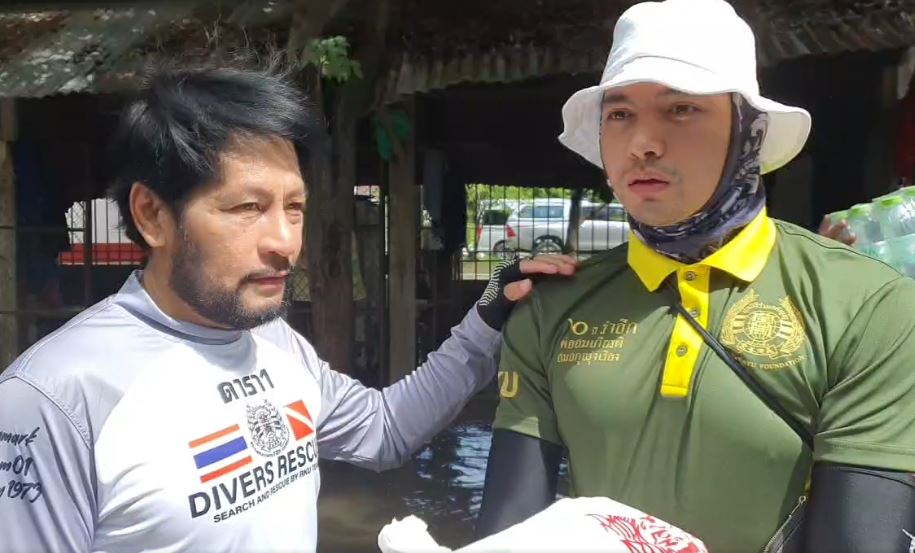 บิณฑ์-เข้ม-ฝันดี-ฝันเด่น เดินหน้าช่วยเหลือผู้ประสบภัยน้ำท่วม