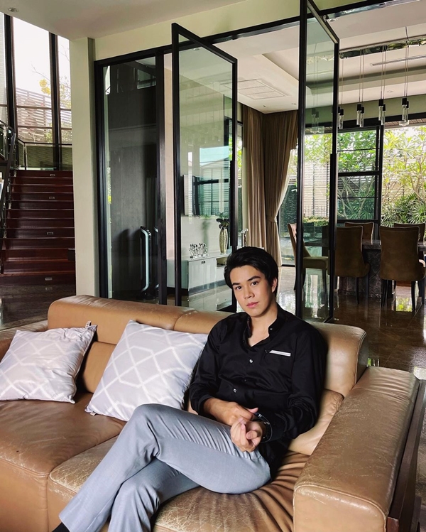 ไต้ผุ่น ตากเพชร แจ้งความชาวเน็ตก่อกวนไม่หยุด!! ไต้ผุ่น ตากเพชร แจ้งความชาวเน็ตก่อกวนไม่หยุด!!