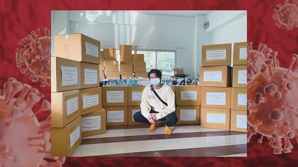 “กลัฟ”บริจาค1.5ล้าน/ ไทด์ เอกพัน ทำอาหารแจก (มีคลิป) “กลัฟ”บริจาค1.5ล้าน/ ไทด์ เอกพัน ทำอาหารแจก (มีคลิป)