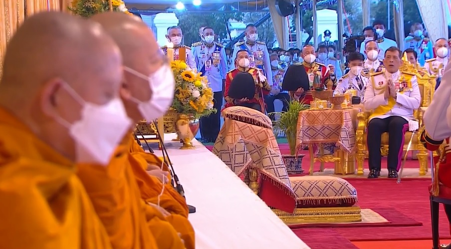 ในหลวง-พระราชินี เสด็จฯทรงเปิดพระบรมราชานุสาวรีย์ รัชกาลที่ 9 ในหลวง-พระราชินี เสด็จฯทรงเปิดพระบรมราชานุสาวรีย์ รัชกาลที่ 9