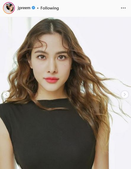 พรีม รณิดา ติดโควิด-19 มีอาการเจ็บคอและมีไข้ แจ้งผู้ใกล้ชิดเเล้ว พร้อมเลื่อนงานออกทั้งหมด