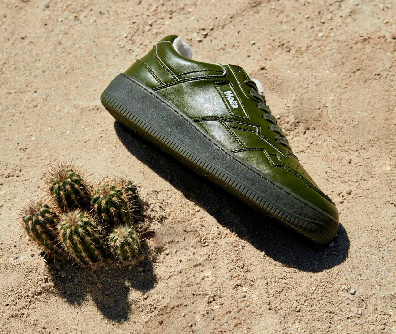 MoEa รองเท้าผ้าใบที่ทำขึ้นจาก แอปเปิล สับปะรด องุ่น ข้าวโพด ไปจนถึงกระบองเพชร MoEa รองเท้าผ้าใบที่ทำขึ้นจาก แอปเปิล สับปะรด องุ่น ข้าวโพด ไปจนถึงกระบองเพชร