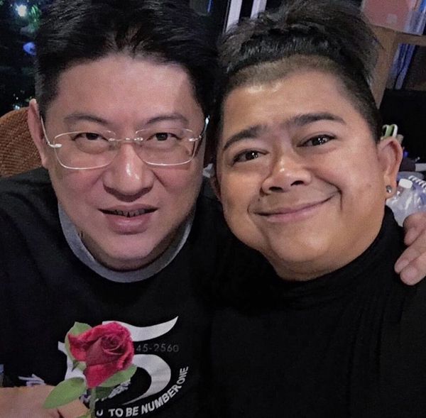 โก๊ะตี๋ ขอโทษแจ้งไทมไลน์ผิดพลาด ด้านสรยุทธ เป็นห่วง วิดีโอคอลหาอัปเดตอาการ! โก๊ะตี๋ ขอโทษแจ้งไทมไลน์ผิดพลาด ด้านสรยุทธ เป็นห่วง วิดีโอคอลหาอัปเดตอาการ!