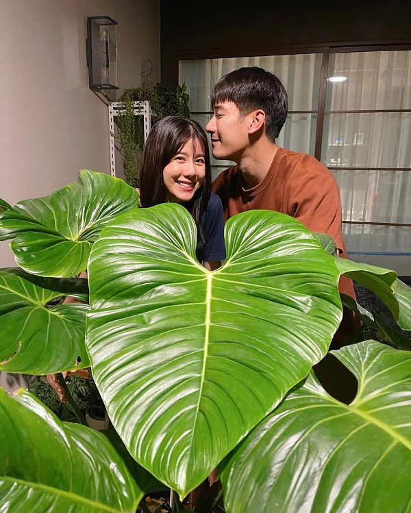 สยบรักร้าว! “เคน” ลงรูปคู่ “เอสเธอร์” การันตีรักยังหวาน (มีคลิป) 