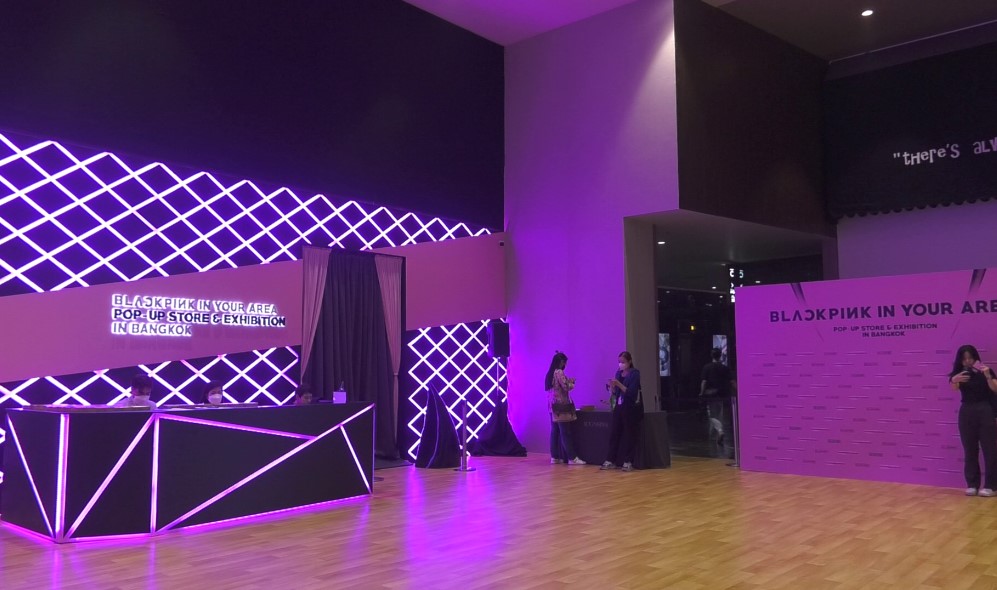 ชมครบทุกโซนใน BLACKPINK IN YOUR AREA POP-UP STORE & EXHIBITION ชมครบทุกโซนใน BLACKPINK IN YOUR AREA POP-UP STORE & EXHIBITION