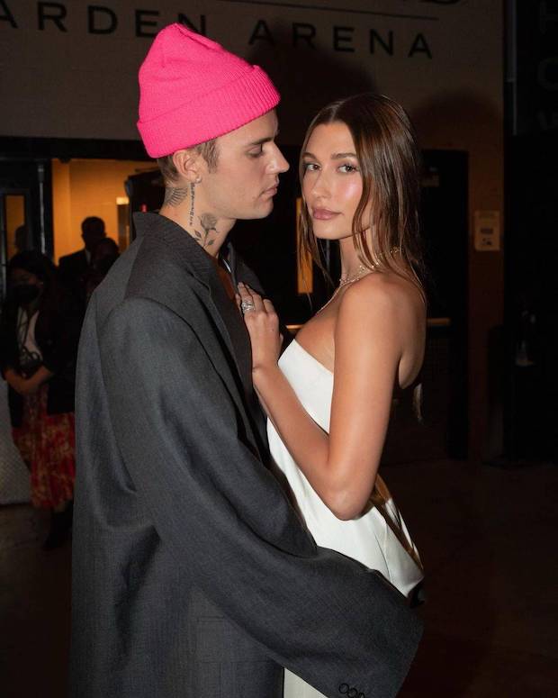 ป่วยไม่น้อย!! ภรรยา ‘จัสติน บีเบอร์’ หัวใจรั่วแถมพบลิ่มเลือดในสมอง ป่วยไม่น้อย!! ภรรยา ‘จัสติน บีเบอร์’ หัวใจรั่วแถมพบลิ่มเลือดในสมอง