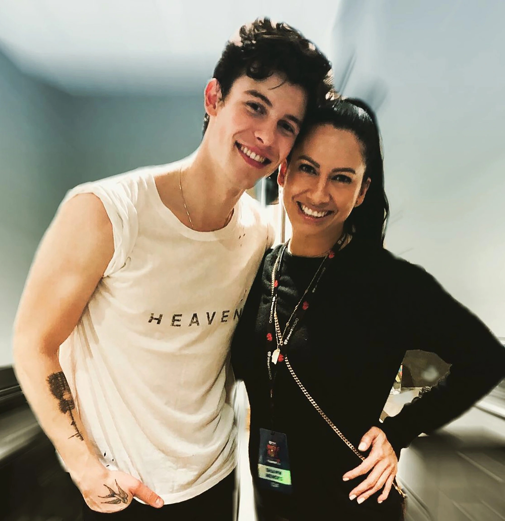“Shawn Mendes” ปฏิเสธข่าวลือเดตกับ “ Sabrina Carpenter”  