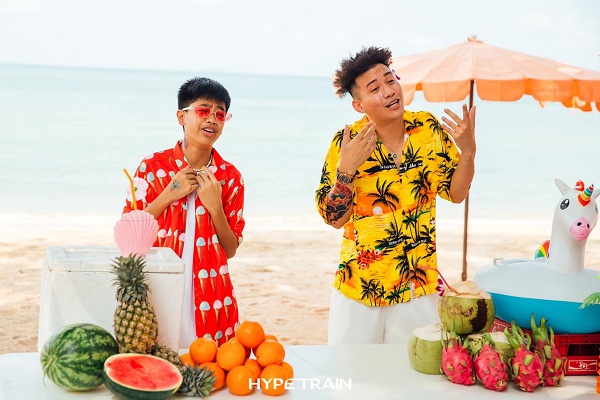 สไปรท์- กาย จีจี เสียดาย ผลงานกำลังไปได้ดี แต่ไม่มีคอนเสิร์ตให้เล่น (มีคลิป) สไปรท์- กาย จีจี เสียดาย ผลงานกำลังไปได้ดี แต่ไม่มีคอนเสิร์ตให้เล่น (มีคลิป)