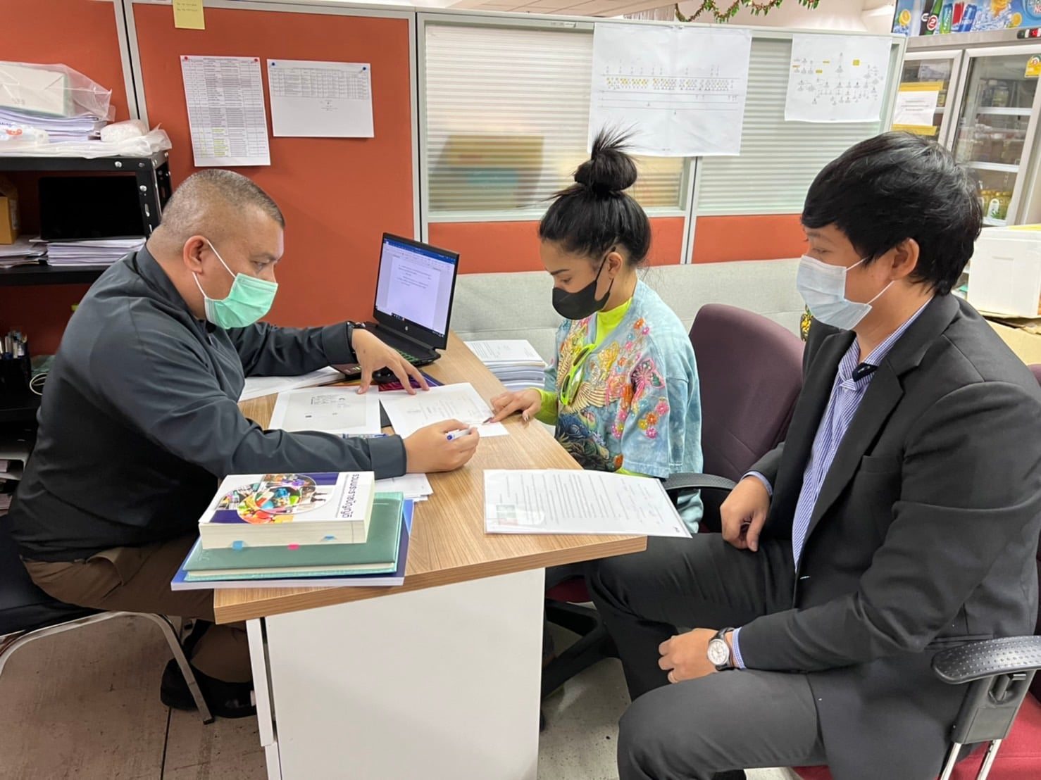 พิมรี่พาย ตั้งรางวัลนำจับ 100,000!! ประกาศล่าตัวหมอปลอม