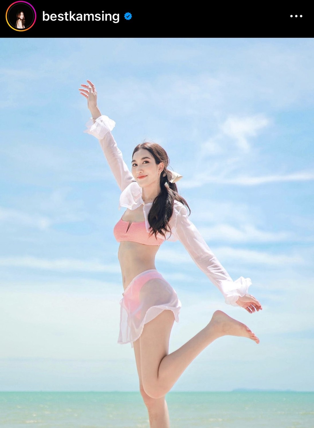 เบสท์ รักษ์วนีย์ โสดแล้วแซ่บ จัดรัวๆ โชว์ชุดว่ายน้ำ เซ็กซี่เต็ม 10 ไม่