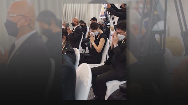  อี๊ฟ พุทธธิดา ฝันถึง คุณพ่อต้อย เศรษฐา มาบอกว่าหายแล้ว   (มีคลิป)