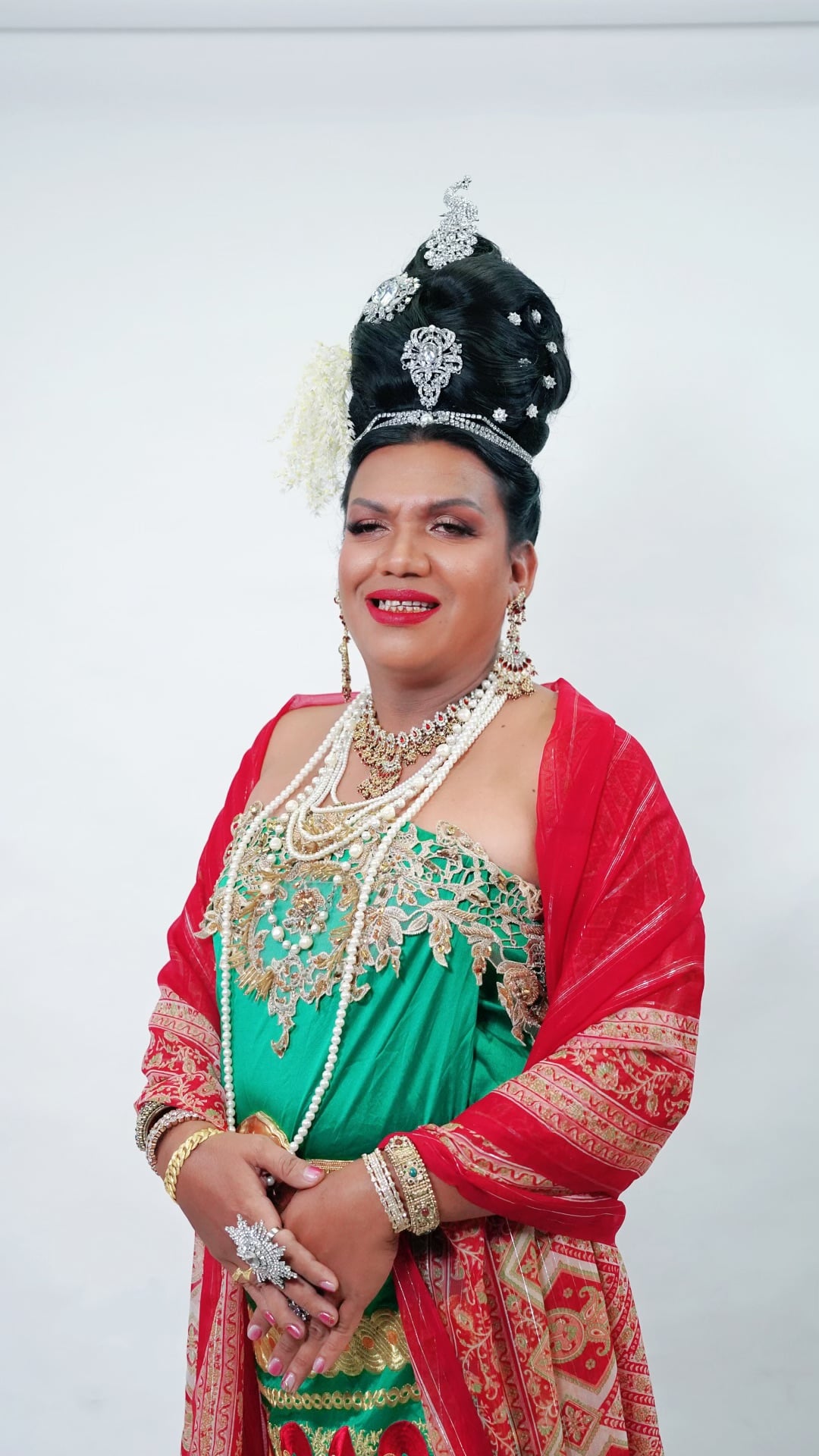 เบลล่า ราณี ส่งความในใจถึง พระมหาเทวีเจ้าแห่งเมืองทิพย์ เบลล่า ราณี ส่งความในใจถึง พระมหาเทวีเจ้าแห่งเมืองทิพย์